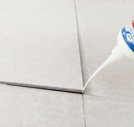 老边瓷砖空鼓维修公司分享卫生间瓷砖脱落的原因可能有以下几点